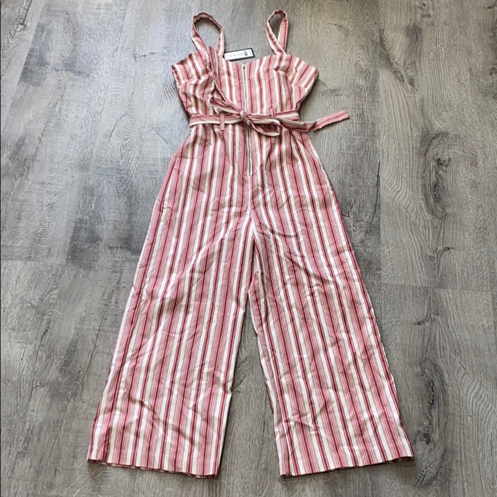 NWT - Romeo + Juliet Couture Romper